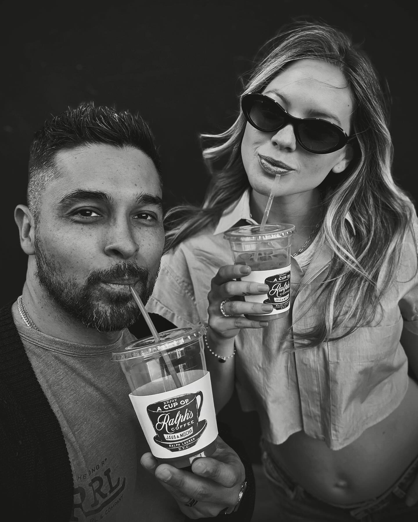 Herec Wilmer Valderrama so snúbenicou Amandou Pacheco.