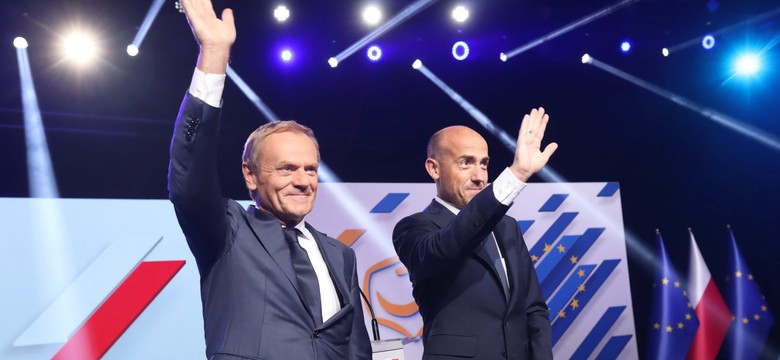 Tusk znowu szefem PO! Budka: Donaldzie, chcę ci przekazać stery Platformy