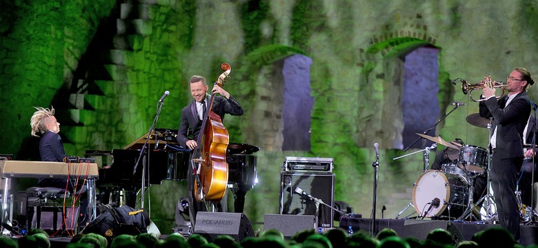 Kwintet Mazolewskiego z zespołem Śląsk na gali losowania piłkarskich MŚ do lat 20