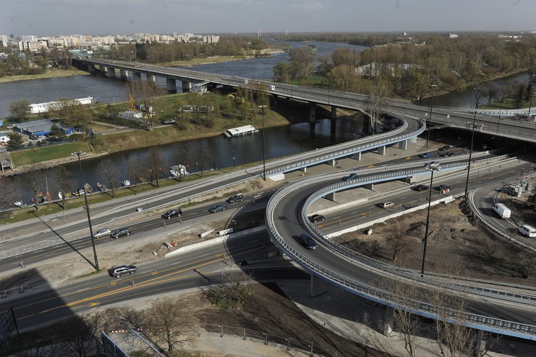 Rozpoczął się remont Mostu Łazienkowskiego w Warszawie <br><br>  (mr) PAP/Marcin Obara