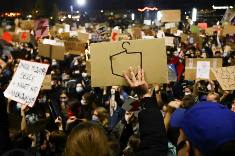 Strajk Kobiet / Zdjęcie: protesty 28 października 2020 / NurPhoto / Contributor z GettyImages 