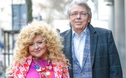 Magda Gessler martwi się o ukochanego: Pracuje ciężko w Kanadzie jako lekarz na pierwszej linii frontu