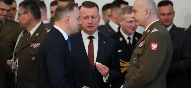 Gigantyczny kryzys w armii. Dowódcy stracili zaufanie do ministra obrony Mariusza Błaszczaka i prezydenta Andrzeja Dudy