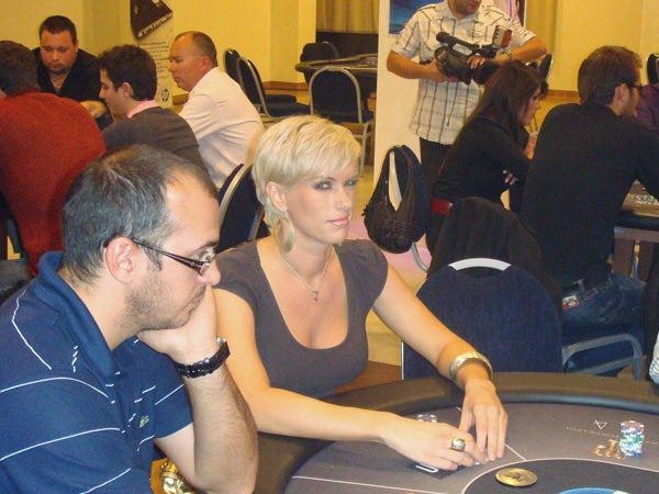 26478_molnar-aniko-poker-g-d00015B115e739a6be7b4