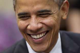 Obamowie zarabiają coraz mniej