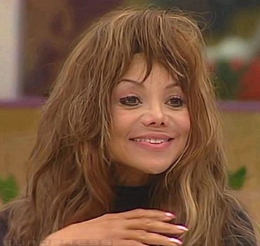 25338_la-toya-jackson-rossz-plasztika-sl-d000160FE25576a9f53cf