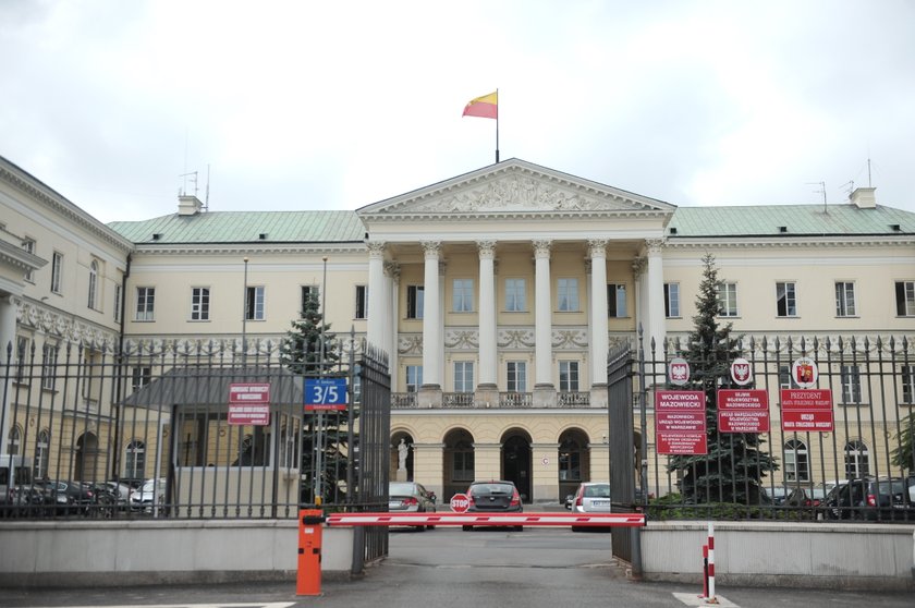 Prześwietliliśmy majątek nowego wojewody mazowieckiego, Zdzisława Sipiery