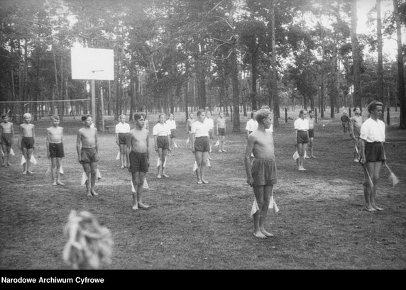 Dziecięcy obóz letni (1947-1950)