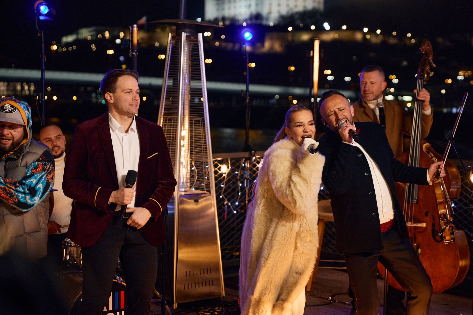 Zábavný program Silvester s Kandráčovcami - Tomáš Bezdeda a Dara Rolins.