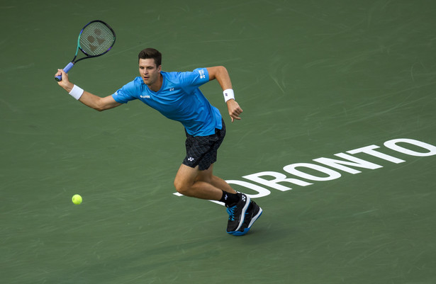 Hubert Hurkacz podczas pojedynku z Daniiłem Miedwiediewem w ćwierćfinale turnieju ATP w Toronto