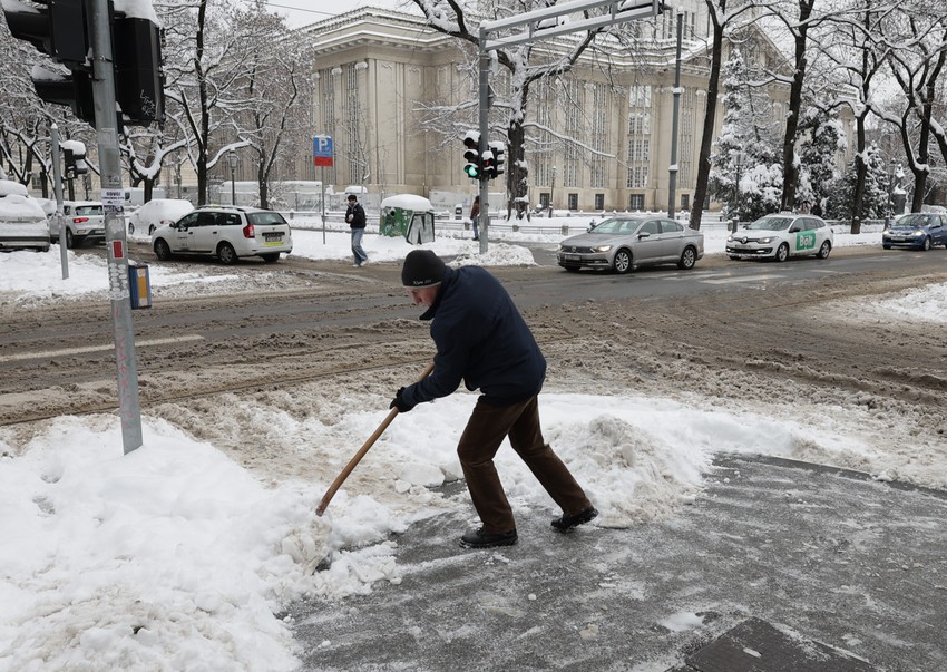 Hrvatska sneg pokrivalica