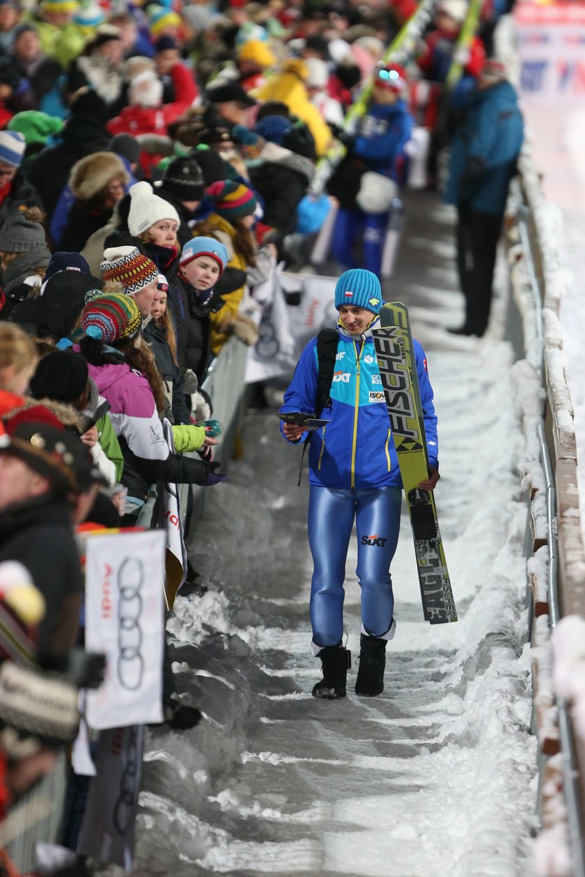 Kamil Stoch znowu skacze!