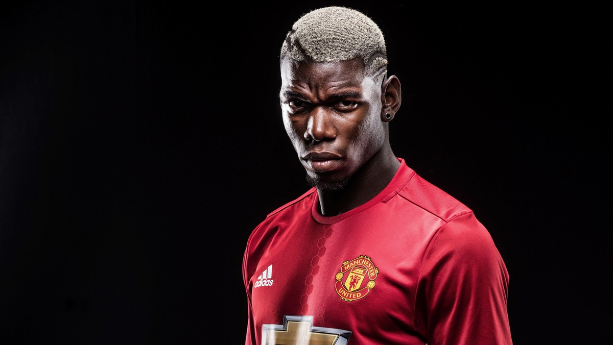 Manchester United Unveil New Signing Paul Pogba