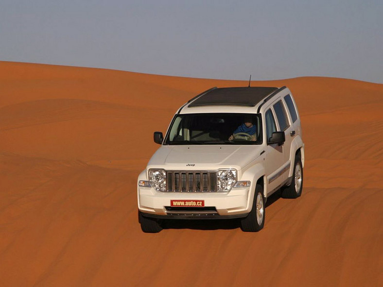 Jeep Cherokee na trasie Dakaru – pierwsze wrażenia z jazdy