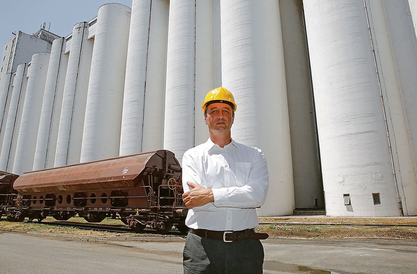 Direktor Srđan Popov ponosan je na radnike, firmu i proizvode