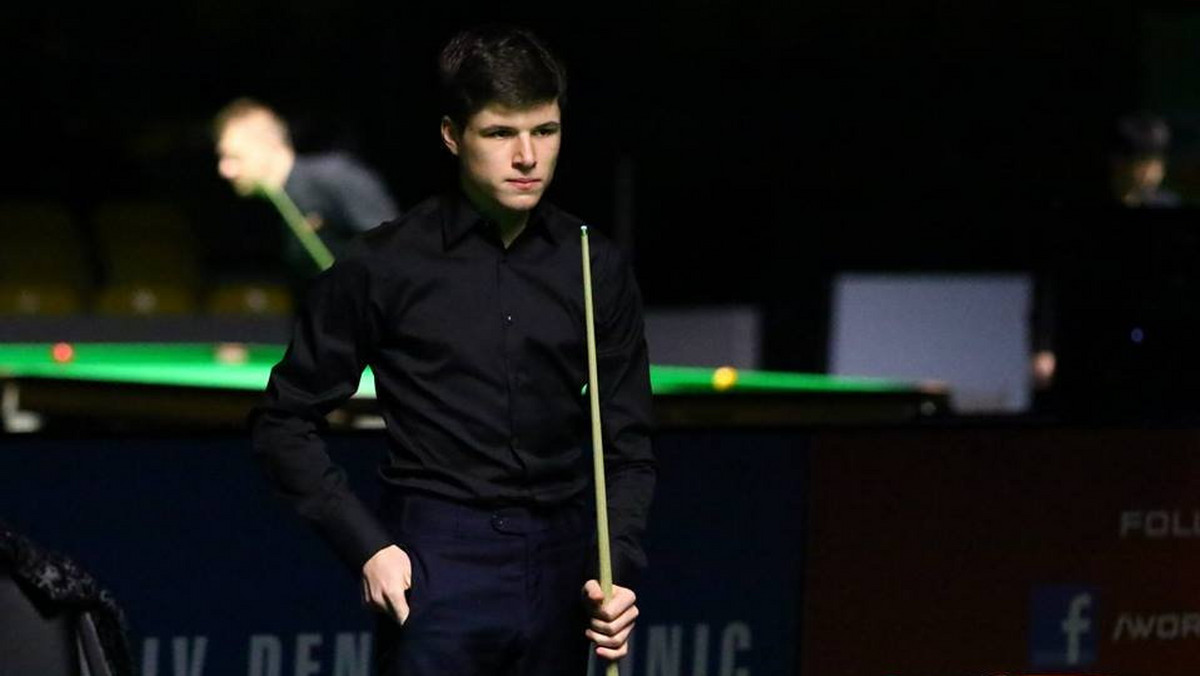 Kacper Filipiak nie obroni tytułu snookerowego mistrza Polski. Były profesjonalista, który był głównym faworytem także tegorocznej rywalizacji, przegrał po pasjonującym pojedynku w ćwierćfinale zawodów rozgrywanych w Lublinie z Mateuszem Baranowskim.