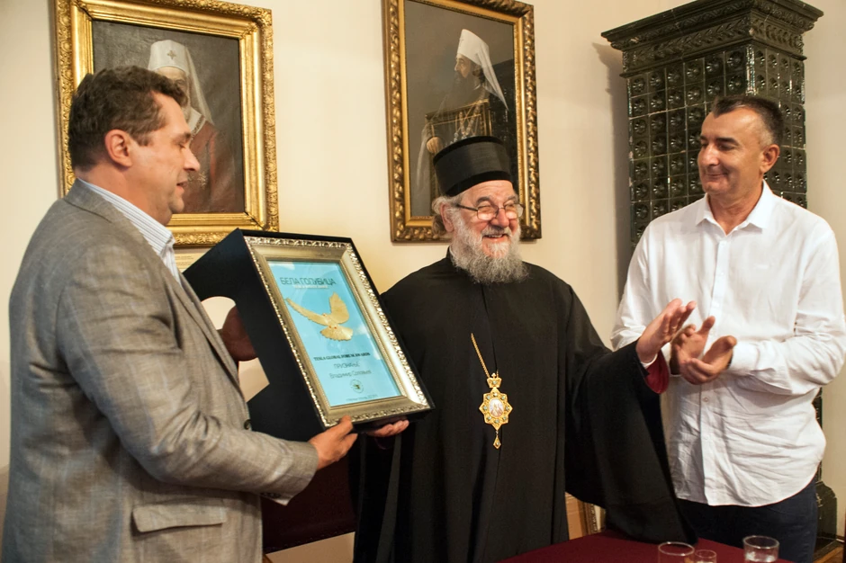 ''Bela golubica'' dodeljena predsedniku Saveza novinara Rusije Vladimiru Solovjevu