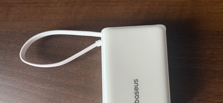 Ten powerbank rozwiązuje największy problem tego typu urządzeń. Oto Baseus PicoGo Digital Display