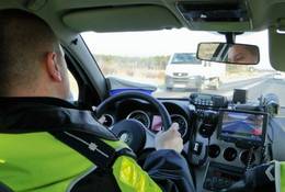 10 tys. nowych radiowozów - policja się zbroi