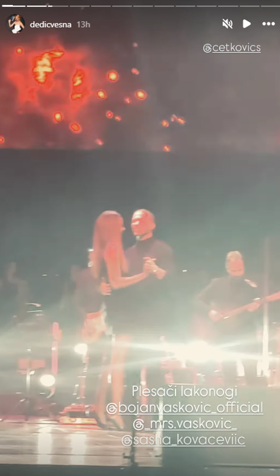 Saša i Zorana plešu na koncertu Sergeja Ćetkovića