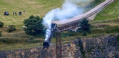 Nasz chciał zniszczyć, swojego... nie wysadził! Mieszkańcy cieszą się, że obronili most przed Tomem Cruise’em