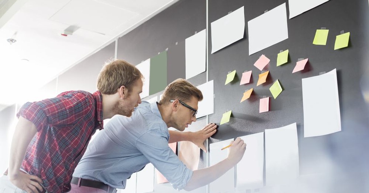 Po pomoc do AI? 3 na 4 pracowników sięga po sztuczną inteligencję w poszukiwaniu pracy