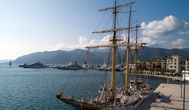 Na brodu jadran pronađeno nekoliko desetina kilograma droge