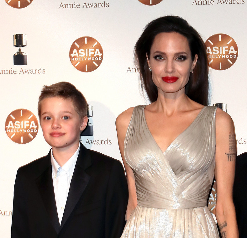 Shiloh  Jolie-Pitt, Angelina Jolie