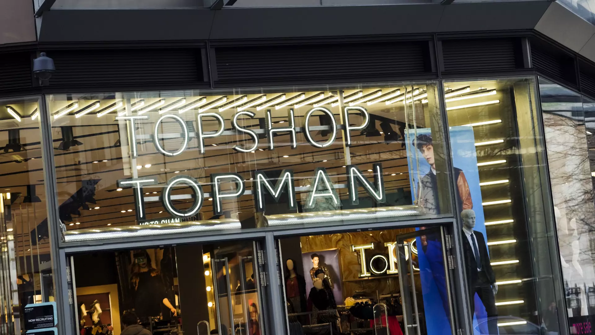TopShop znika z Polski. Kolejna marka zamyka swój stacjonarny sklep