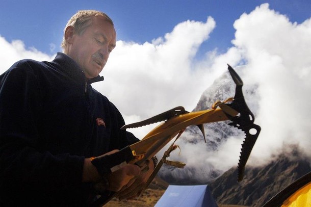 Nepal, Himalaje, 2005. Krzysztof Wielicki przygotowywuje sie do ataku na szczyt Lobuche Jacek Turcz