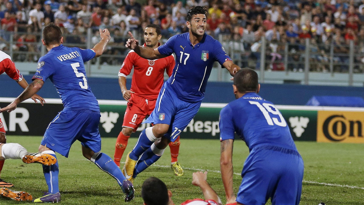 Choć reprezentacja Włoch pokonała Maltę 1:0 (1:0) w wyjazdowym spotkaniu eliminacyjnym do Euro 2016, to z taką grą może mieć problem w kolejnych meczach. Podopieczni Antonio Contego, choć od 27. minuty grali z przewagą jednego zawodnika, zaprezentowali się bardzo słabo w ofensywie. Ich składne akcje można policzyć na palcach jednej ręki.