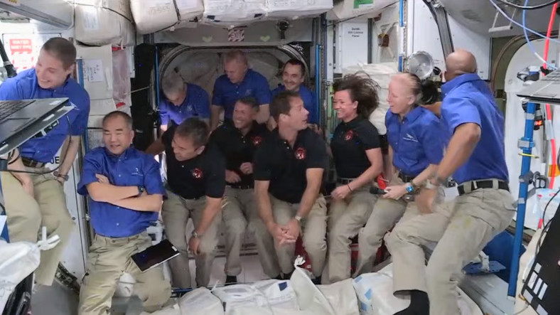 Wszyscy astronauci na ISS - 11 osób