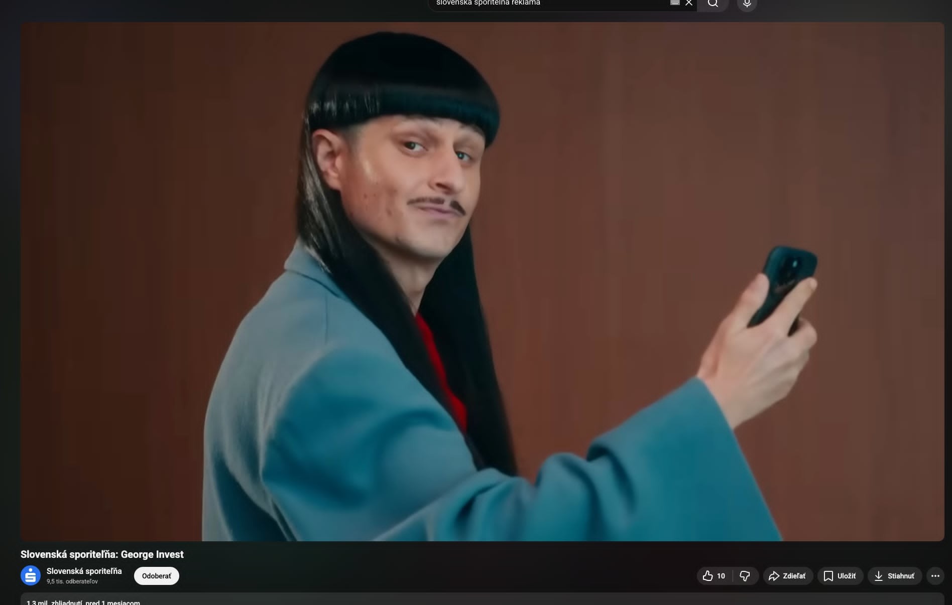 Spevák v reklame Slovenskej sporiteľne.