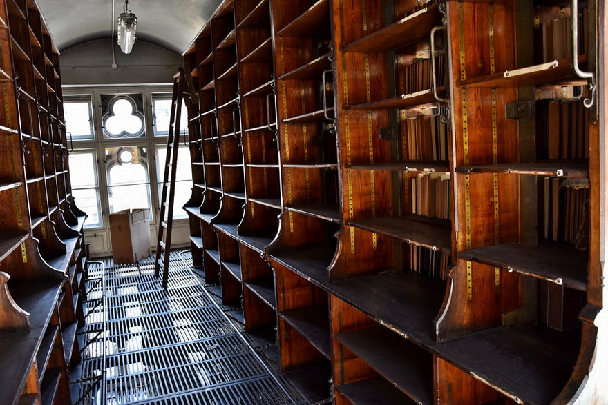 Wnętrze starej biblioteki Uniwersytetu Wrocławskiego