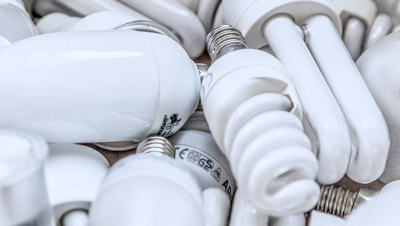 Beliebte smarte Philips Hue E14 LED-Lampen im Vergleich