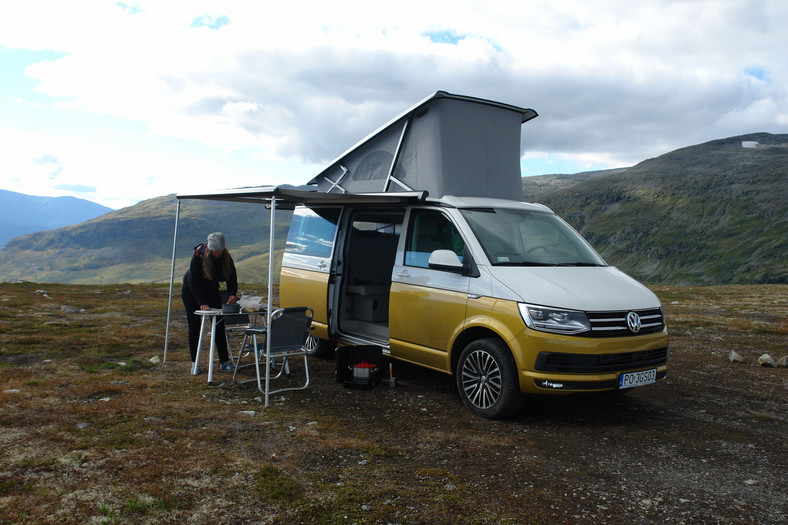 Volkswagen Califroania Ocena w krainie fiordów i trolli