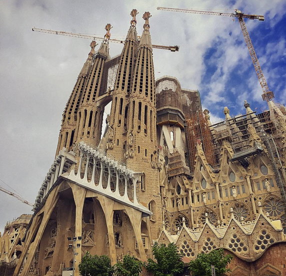 Hiszpania - Barcelona: architektura  Antonio Gaudiego. 
