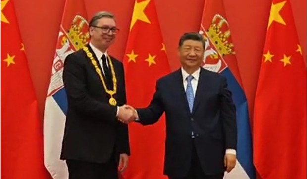 Si Đinping dodelio Orden prijateljstva Aleksandru Vučiću 