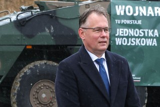 Mularczyk: Rząd niemiecki wymaga od swoich obywateli 300 euro za miejsce w samolocie z Izraela