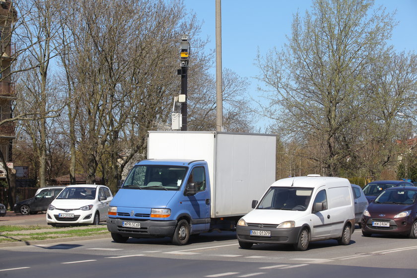 Strażnicy uruchomili w środę nowoczesny system kamer u zbiegu ulic Globusowej i Dźwigowej