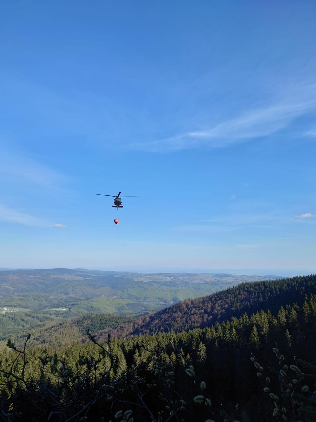 Požiar vypukol v neprístupnom teréne v 5. stupni ochrany prírody v katastri obce Hriňová.