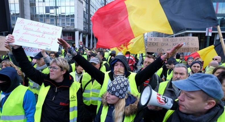 Around 300 people demonstrated near major EU buildings at the call of the spreading yellow vest movement