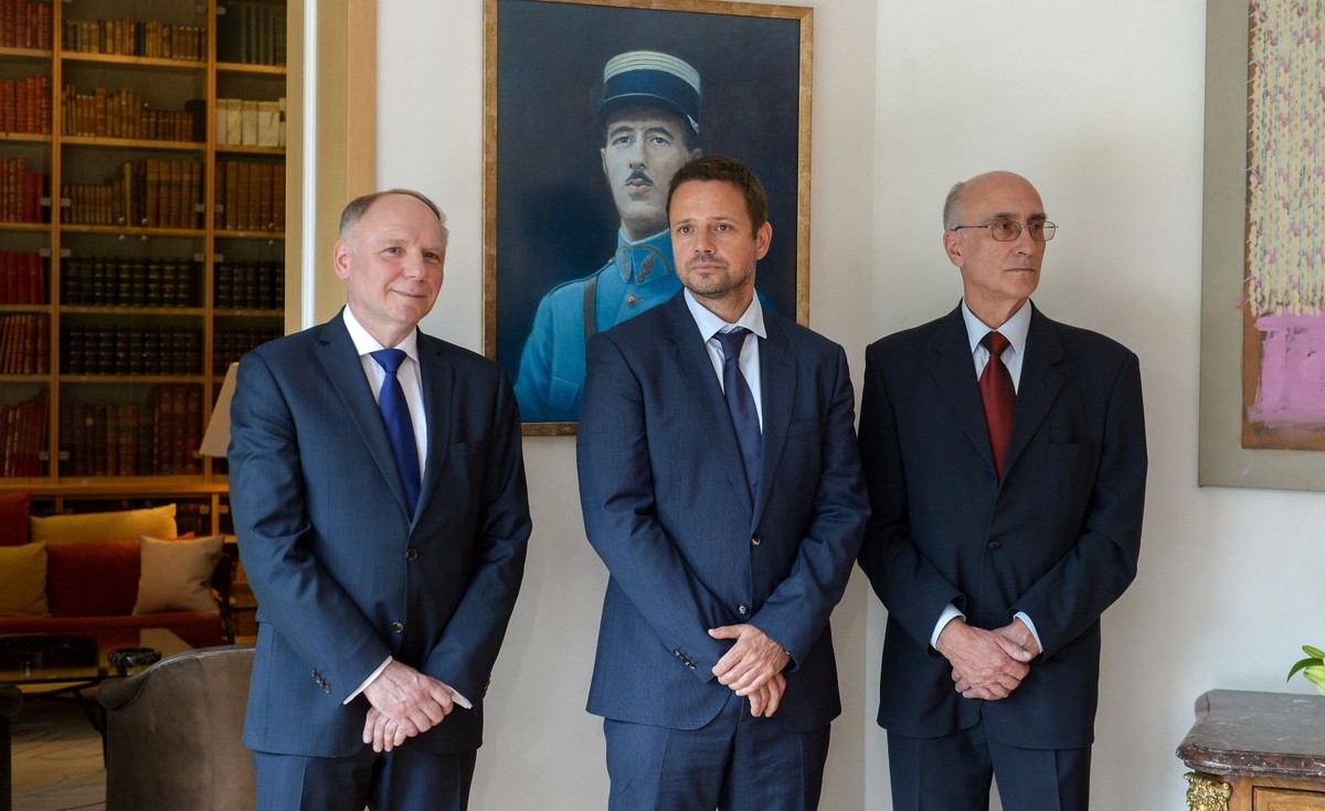 Odznaczeni przez ambasadora Francji