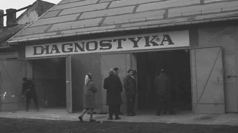 Stacja Obsługi Samochodów; Warszawa, ul. Tyśmienicka; 1969 r.