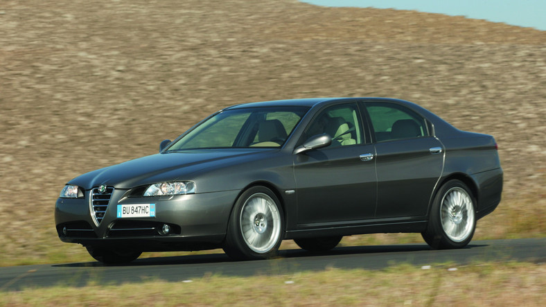 8. Alfa Romeo 166 (1998-2007)