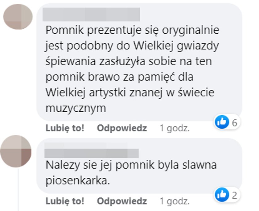 Fani zachwyceni pomnikiem Violetty Villas w Lewinie Kłodzkim.