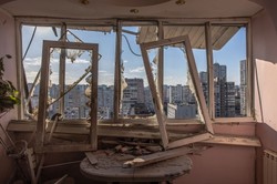 Rosjanie użyli w Kijowie nowego rodzaju broni. Pocisk spadał na spadochronie