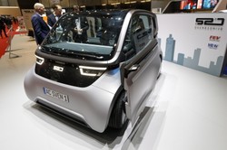 Oto najdziwniejsze pojazdy, które zaprezentowano w czasie salonu motoryzacyjnego w Genewie [ZDJĘCIA]