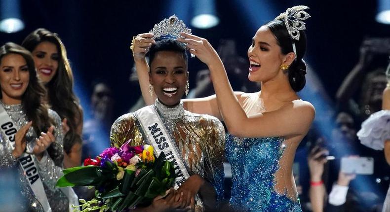 South African model Zozibini Tunzi being crowned the 2019 Miss Universe.