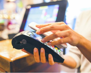 Płatności mobilne się w Polsce nie przyjmą. Przynajmniej na razie